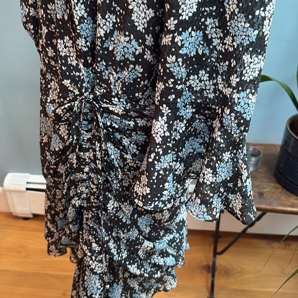 Veronica Beard 100% Silk Wrap Dress. Size 16 - Picture 3 of 7